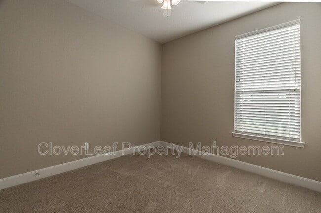 Building Photo - 693 Pond Springs