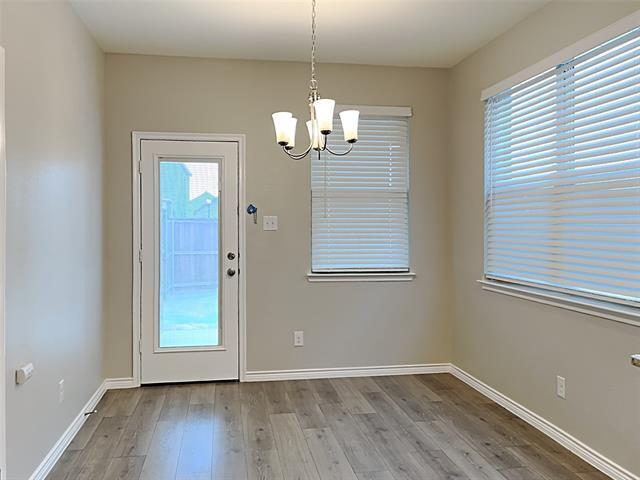 Building Photo - 2325 Larimar Dr