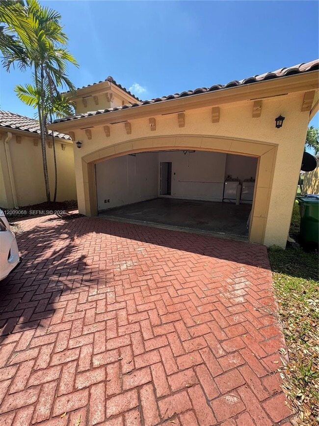 Building Photo - 12860 SW 51st St