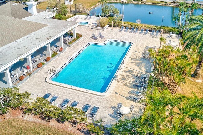 Building Photo - 2323 Feather Sound Dr