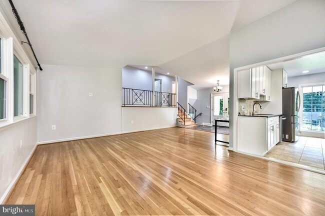 Building Photo - 5012 Dodson Dr