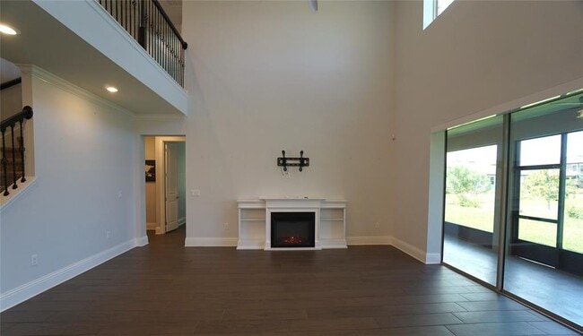 Building Photo - 18824 Birchwood Groves Dr