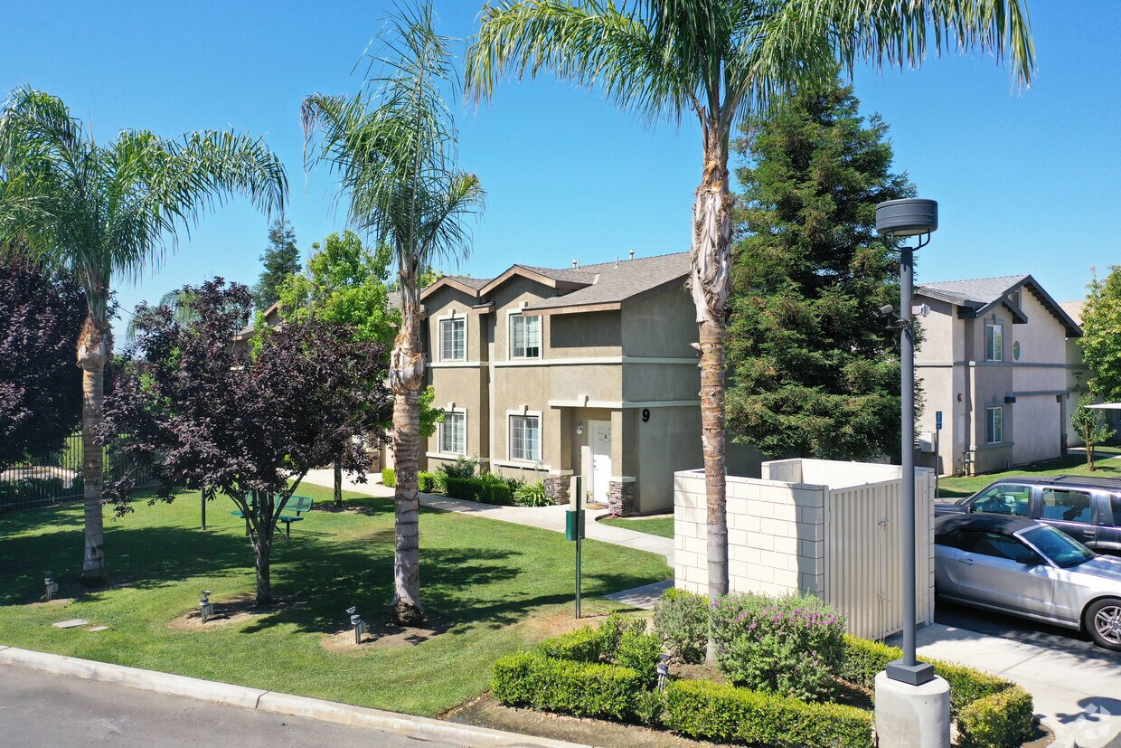 Golden Valley Luxury Apartments Bakersfield Ca Apartment Finder
