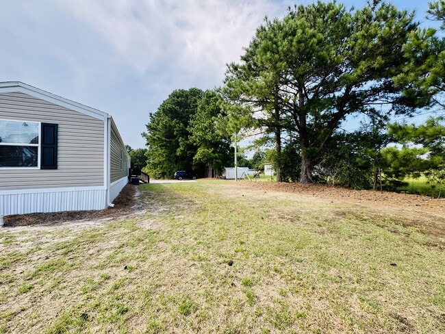 Building Photo - 134 Blissful Ct