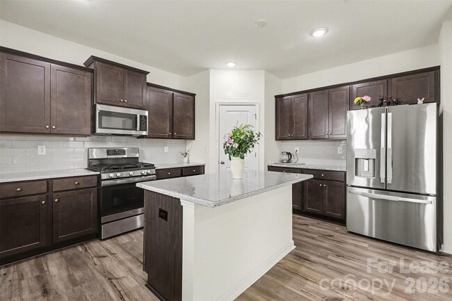 Building Photo - 1354 Harleston St