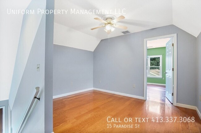 Building Photo - 15 Paradise St