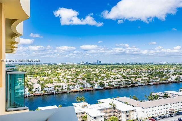 Building Photo - 2501 S Ocean Dr