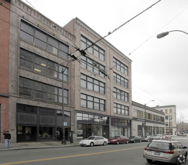 Building Photo - The Lofts