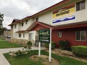 Building Photo - Z-Cal