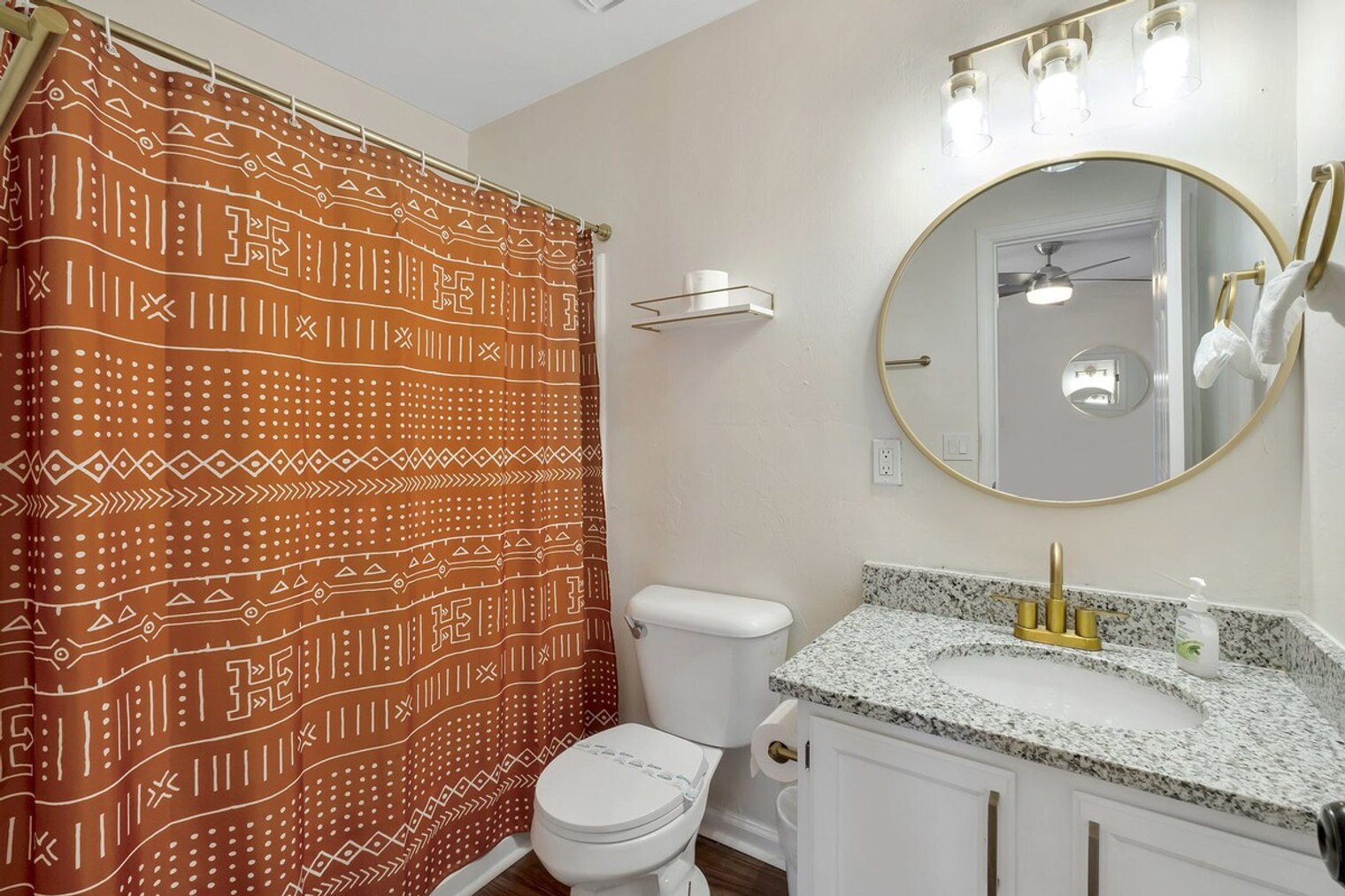 Building Photo - 1300 Nylic St