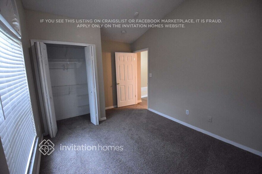 Building Photo - 1021 Empress Ln