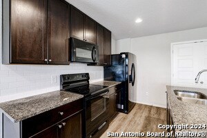 Building Photo - 6023 Macdona Ridge