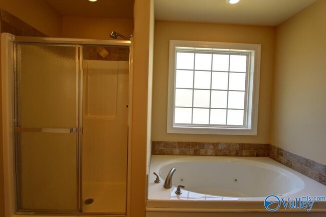 Building Photo - 13176 Arbor Ridge Dr