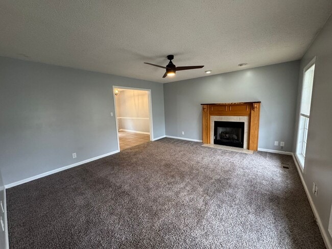 Building Photo - 2587 Elkmont Dr