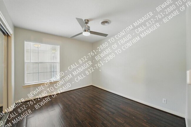 Building Photo - 506 E Alexander Ln