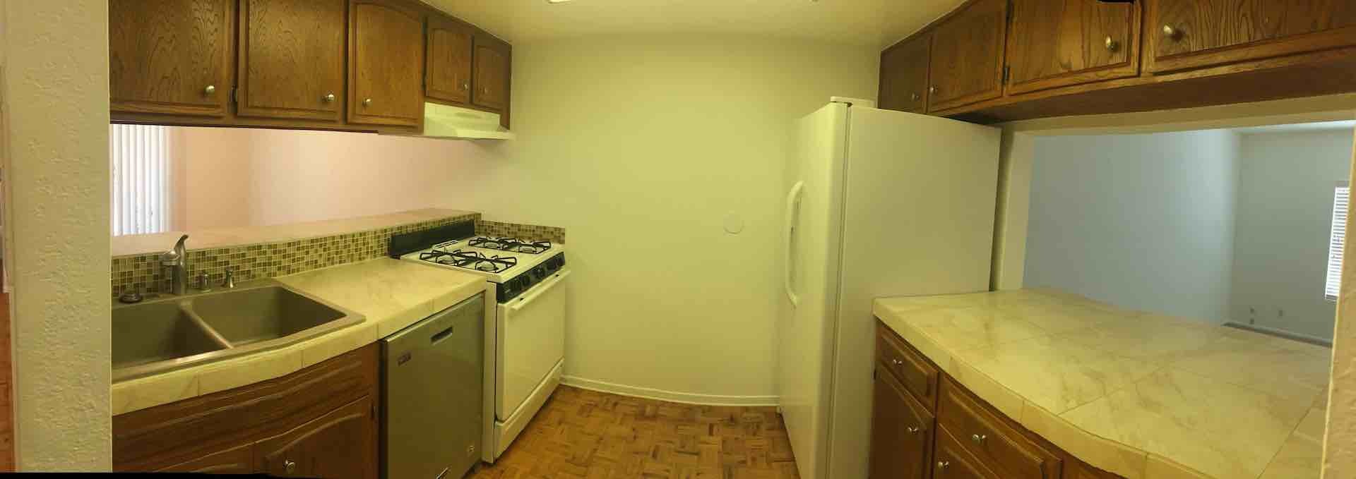 Kitchen Layout - 3033 Hollycrest Dr