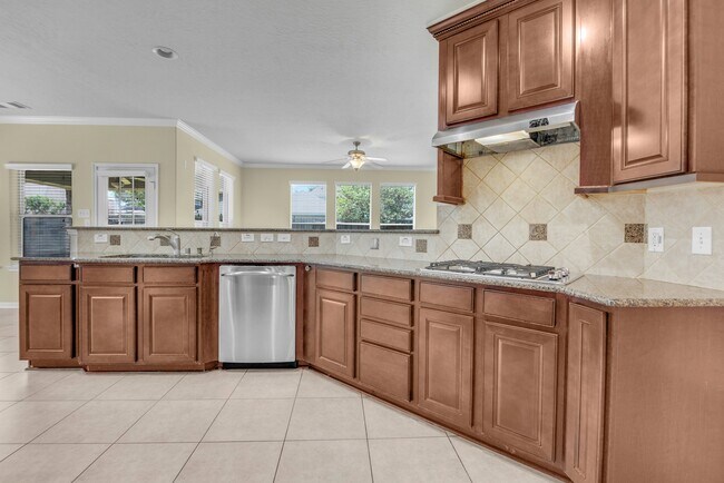 Building Photo - 26110 Basil View Ln