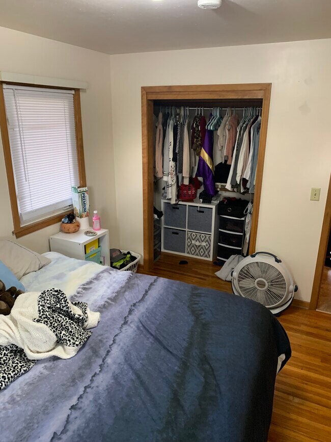 Building Photo - 108 Meadow Ln