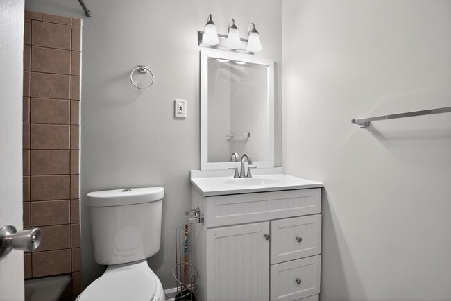 Building Photo - 8512 Rose Marie Dr