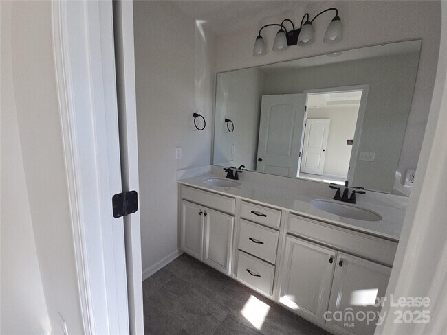 Building Photo - 12027 Gambrell Dr