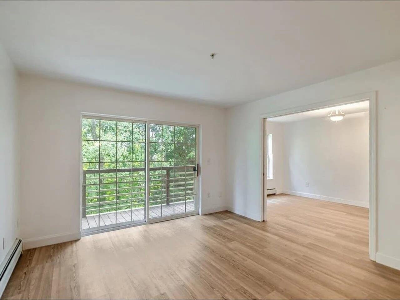 Building Photo - 301 Hildred Dr