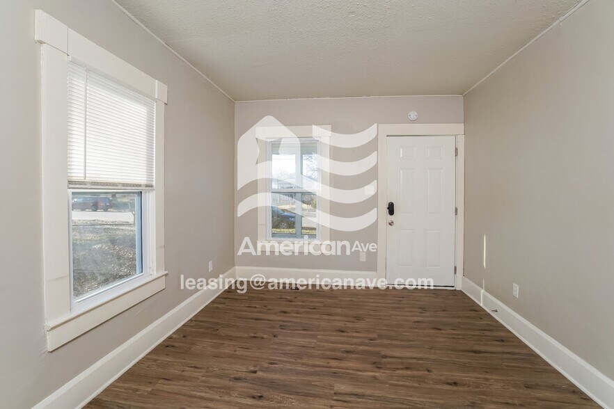 Building Photo - 1426 Chartres St