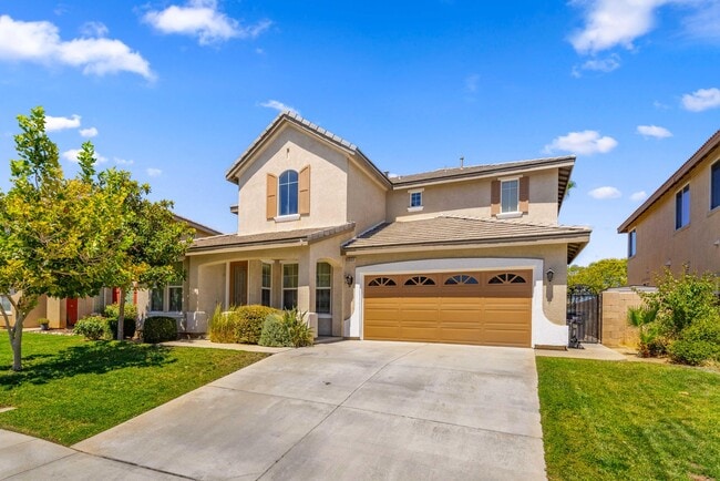Building Photo - 3121 Club Rancho Dr