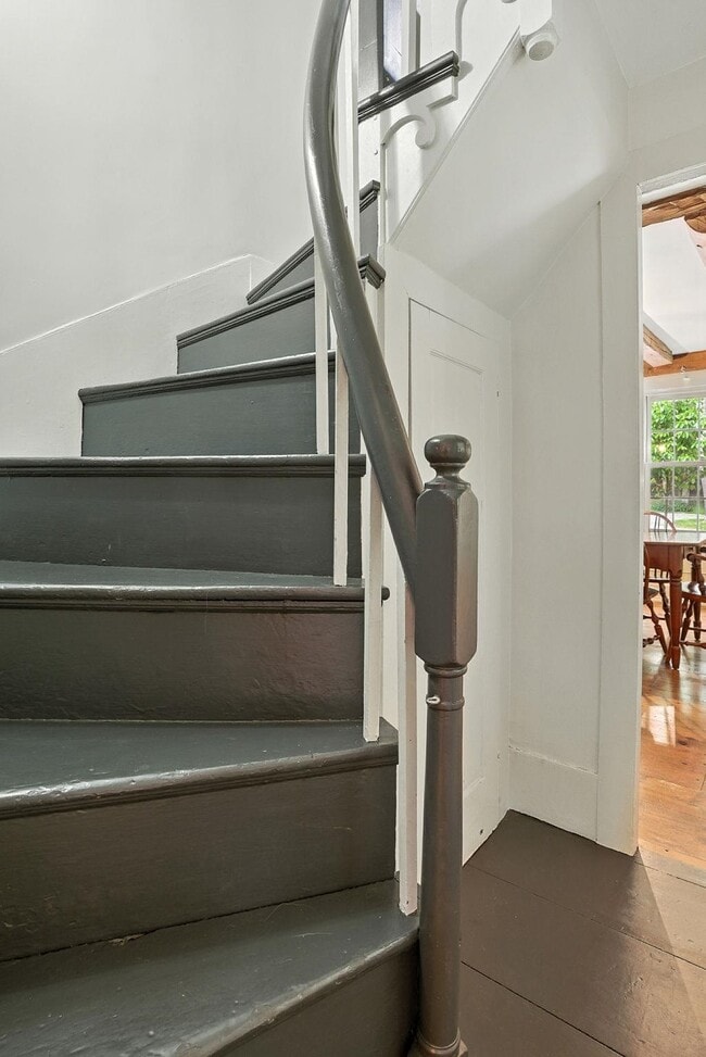 Building Photo - 199 Upland Farm Rd