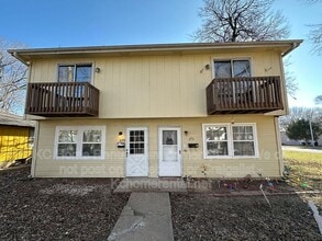 Building Photo - 225 Ottawa St