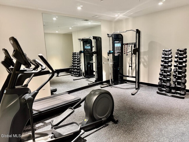 Building Photo - 78 Church St