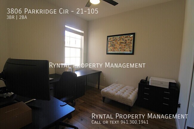 Building Photo - 3806 Parkridge Cir