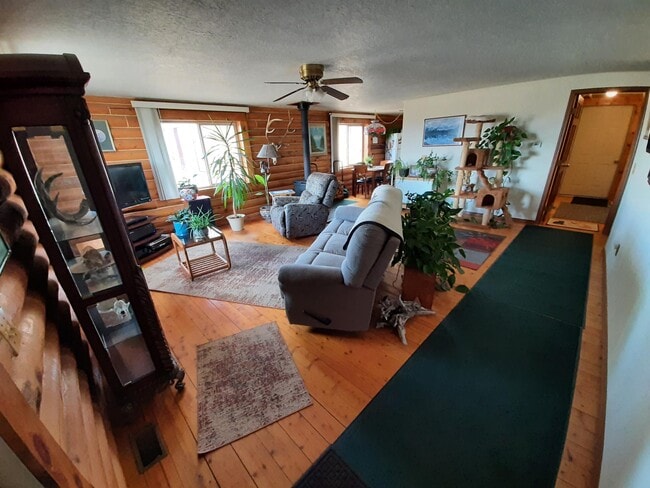 Building Photo - 18 Genetti Dr