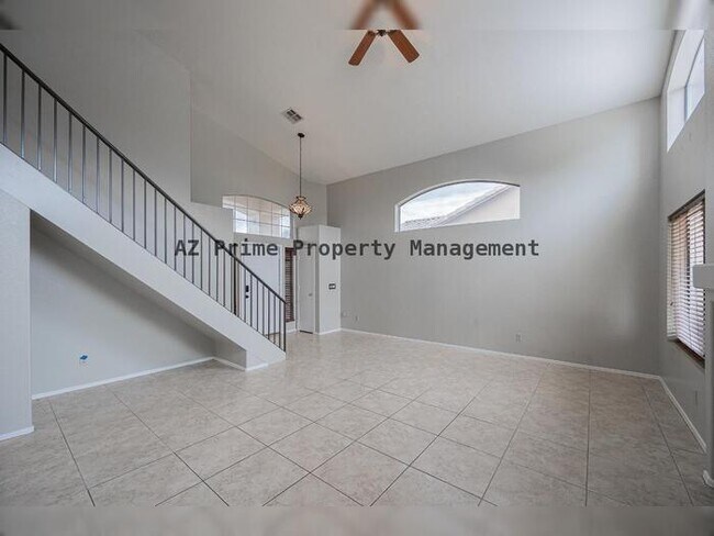 Building Photo - 7442 W Via Del Sol Dr