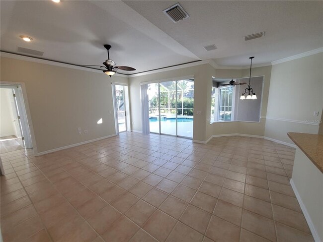 Building Photo - 5262 Far Oak Cir