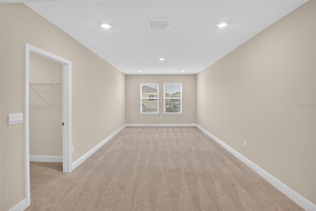 Building Photo - 2546 Warren Acrs Blvd