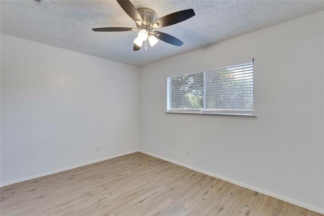 Building Photo - 4504 Little Hill Cir