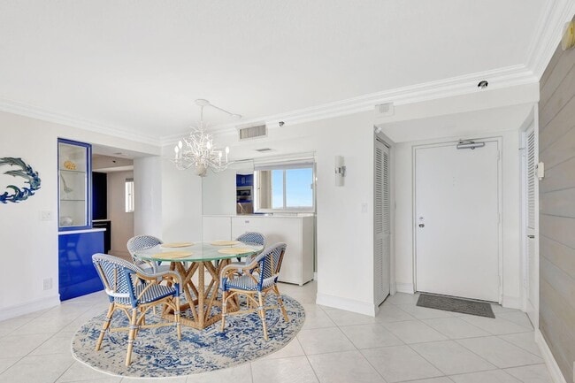 Building Photo - 300 Ocean Trail Way