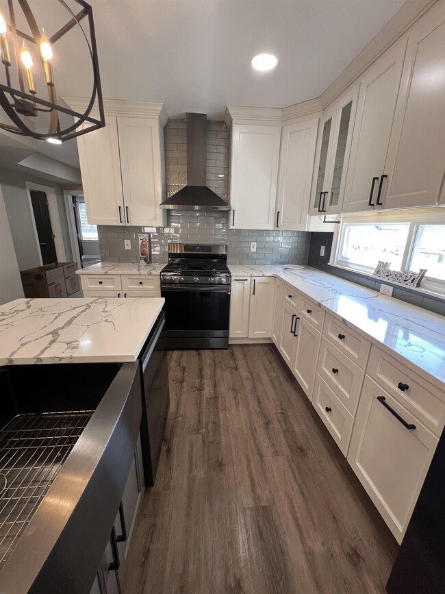 Building Photo - 8110 5th St