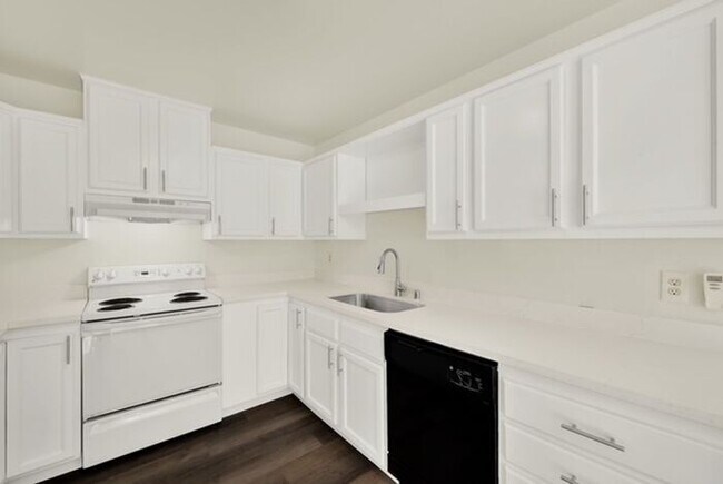 Building Photo - Great 3 bed, 1.5 bath Condo in Vacaville -...
