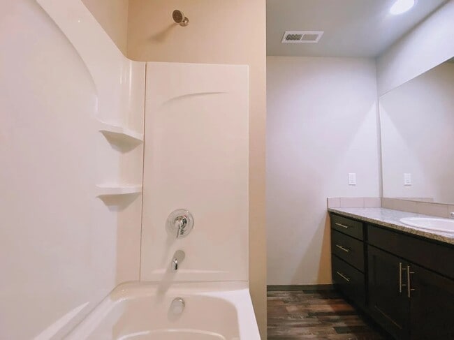 Building Photo - 2818 S Marcus Ln