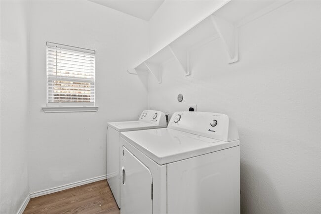 Building Photo - 23418 Briarstone Hbr Trl