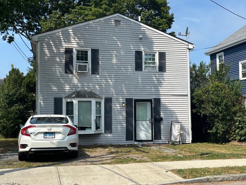 Building Photo - 39 Annandale Rd