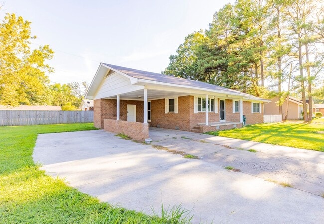 Building Photo - 115 Ketchum Ln