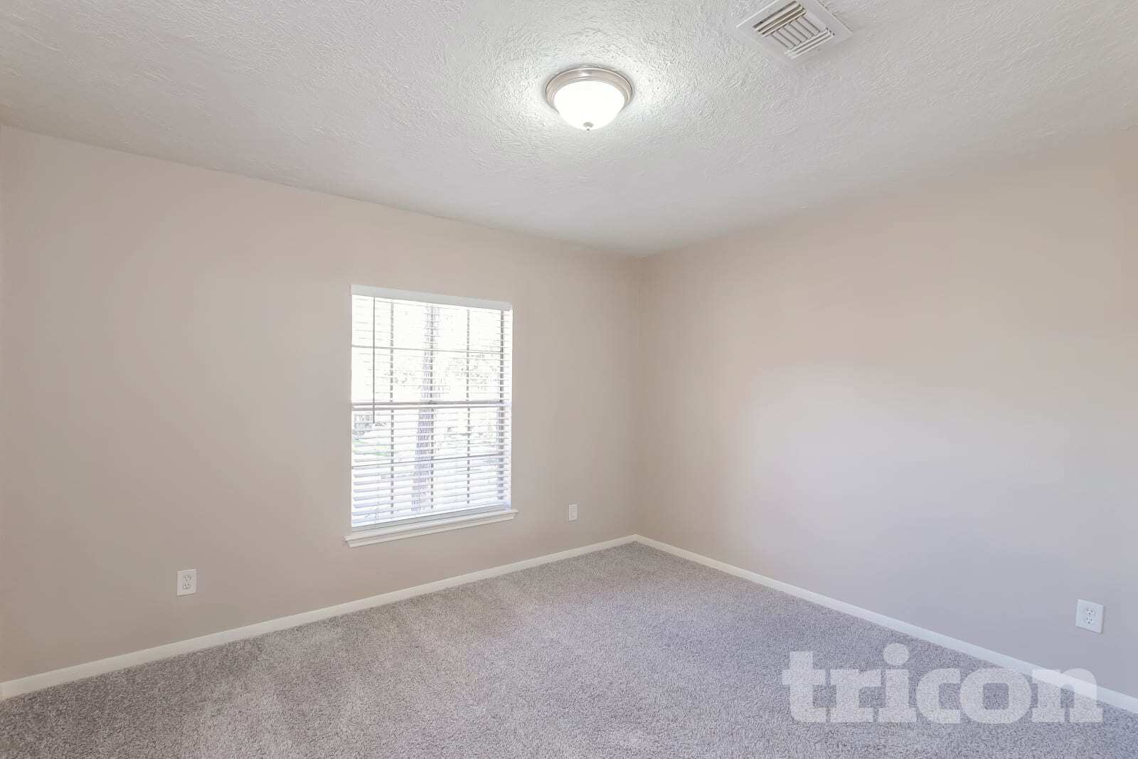 Building Photo - 20207 Cannaberry Way