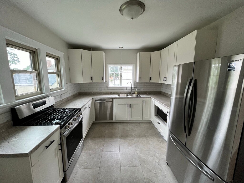 Newly Renovated Kitchen - 6816 Park Ave