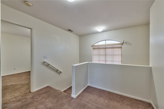 Building Photo - 1025 Wild Fern Ct
