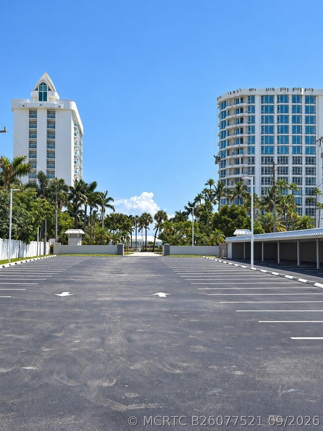 Building Photo - 1439 S Ocean Blvd