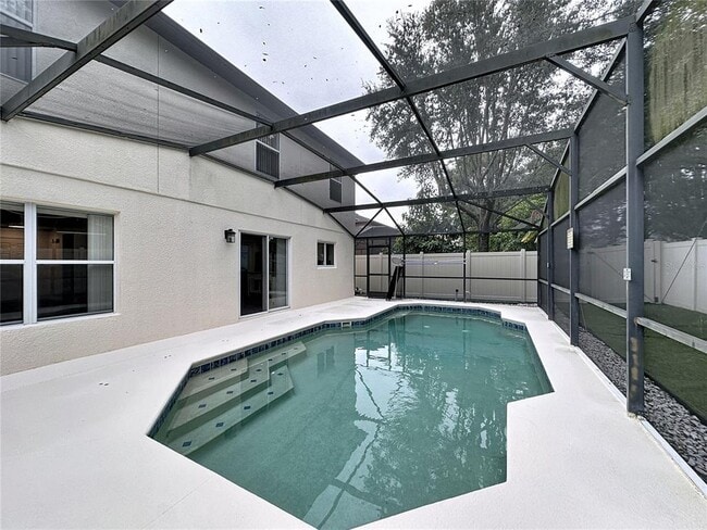 Building Photo - 16748 Sunrise Vista Dr