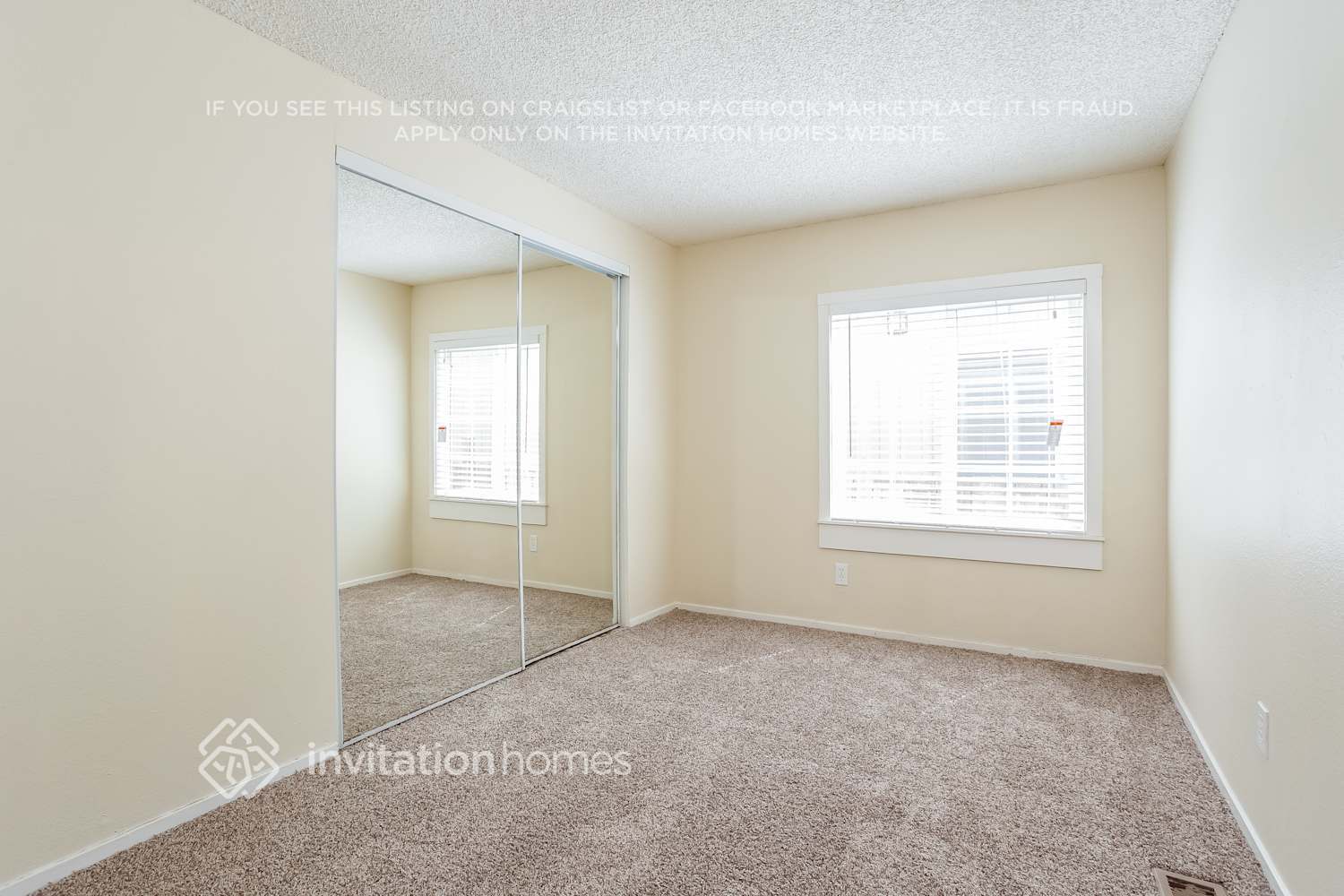 Building Photo - 1536 Emeric Ave