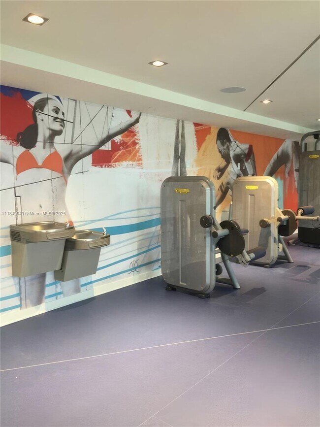 Building Photo - 4250 Biscayne Blvd